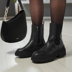 Σετ Γυναικείο Με Έκπτωση