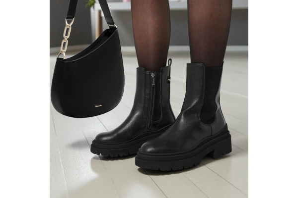 Σετ Γυναικείο Με Έκπτωση