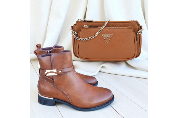 Σετ Γυναικείο Με Έκπτωση