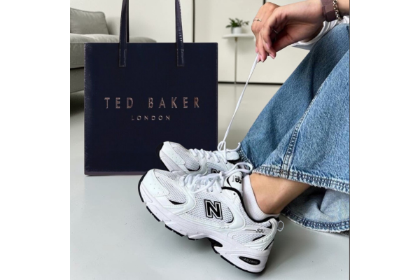 Σετ Γυναικείο Με Έκπτωση