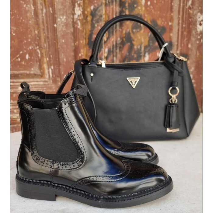 Σετ Γυναικείο Με Έκπτωση